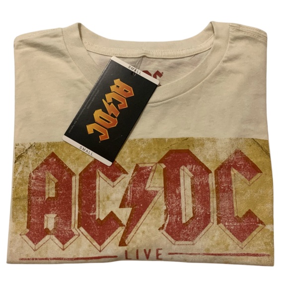 NWT ACDC Highway to Hell 1979 Tour Graphic T-Shirt - VINTAGE - Size Small - Picture 3 of 4
